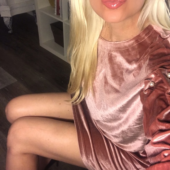 🥂Velvet Pink Dress🌟 - Picture 3 of 6